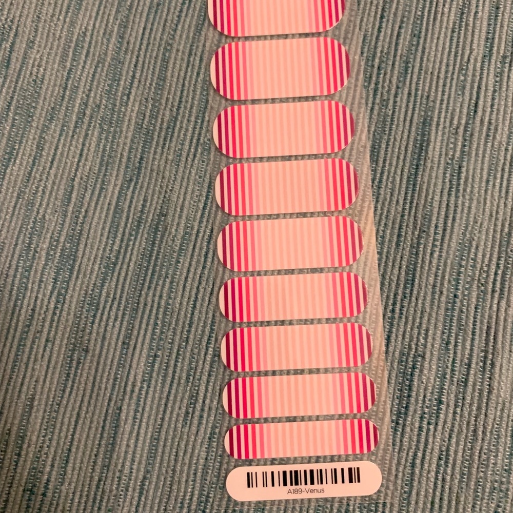 Half sheet of Jamberry’s Venus wrap.